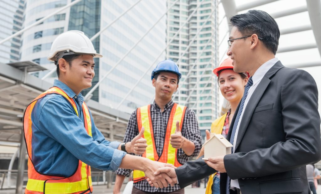 【26年・27年卒　 新卒採用】プライム上場企業グループ　環境汚染や地球温暖化対策を手掛けるエネルギー企業　技術総合職で外国人材を採用